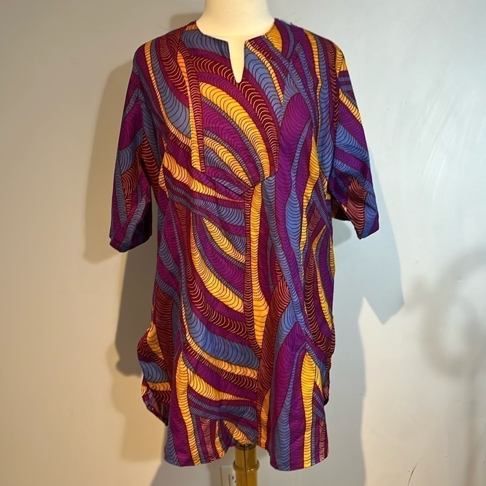 Haute en Basse colourful tunic style blouse size medium